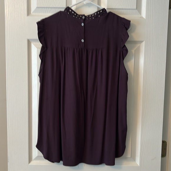 LOFT Purple Sleeveless Top - Picture 2 of 2